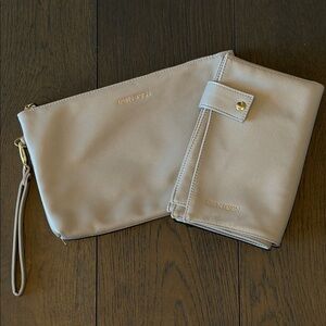 Fawn Design Gray Wristlet + Changing Mat